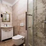 Serenity Апартаменты *
